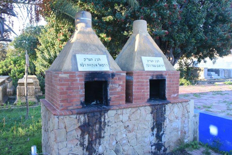 maroc sale cimetiere juif tombe bougies ZBL 7264
